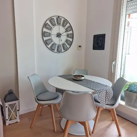 Nora Apartment *